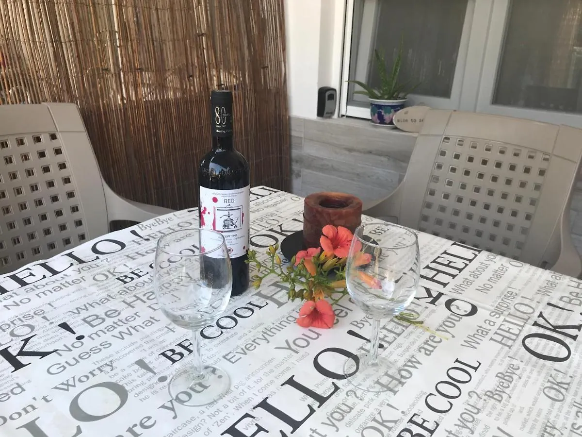 Jozy Apartment Peraia